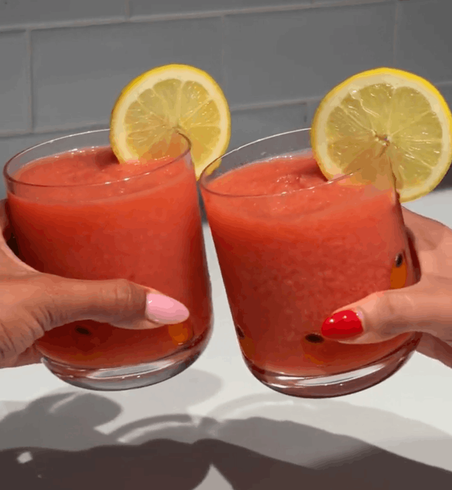 StrawberryLemonadeSlushie Still 3